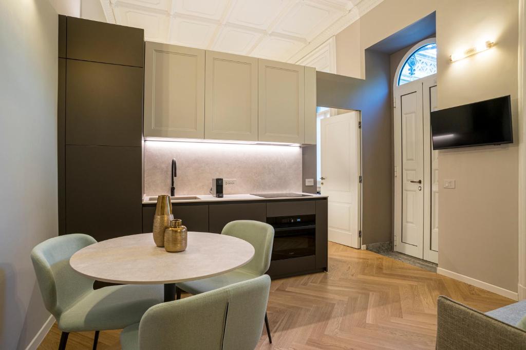 Cucina con zona pranzo