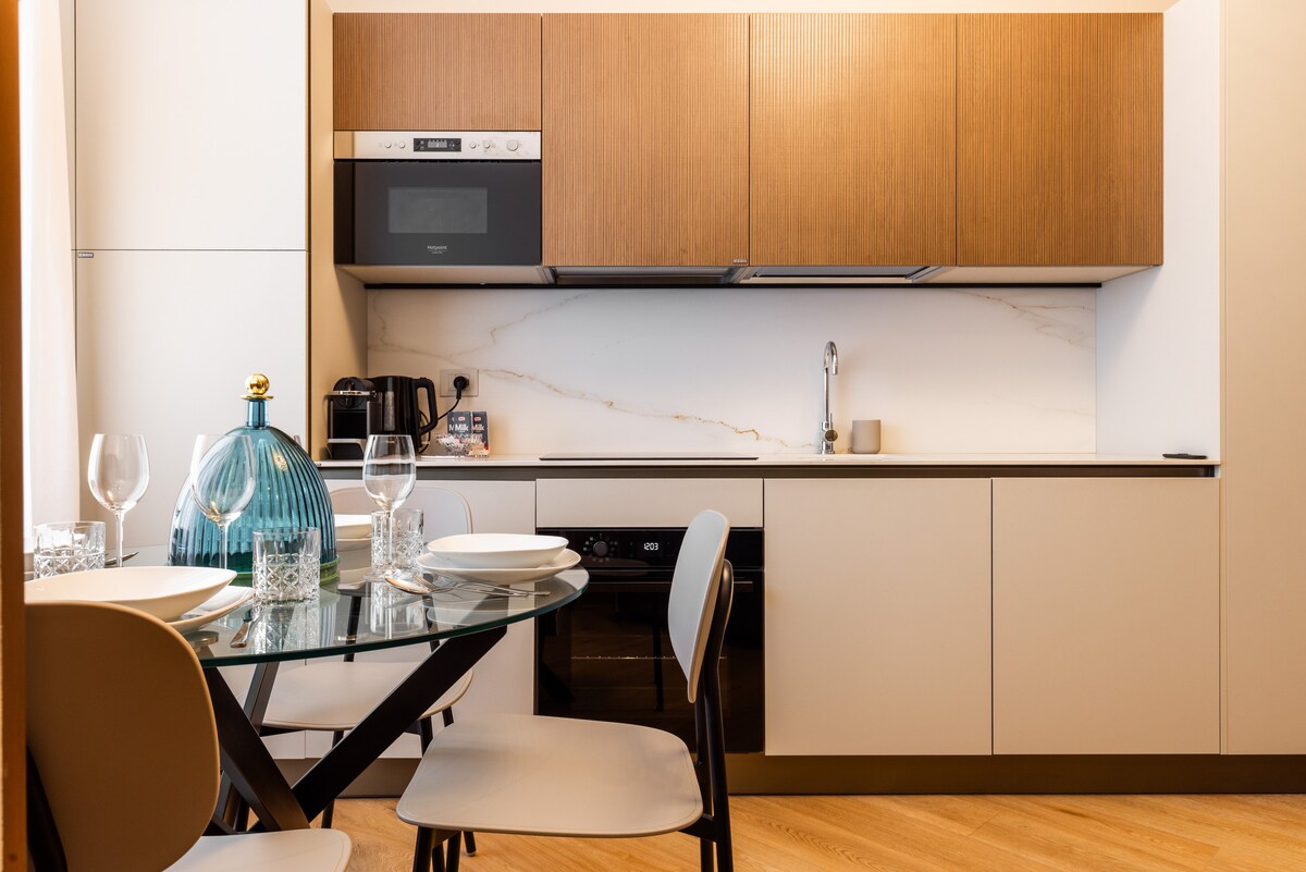 06-cucina-scavolini-zona-pranzo-dimora-montenapo-milano